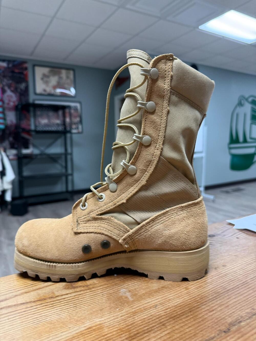 Combat Boots Womens Size 6.5 Beige Suede Vibram Sole Military Lace Up Mid Calf - Picture 10 of 16